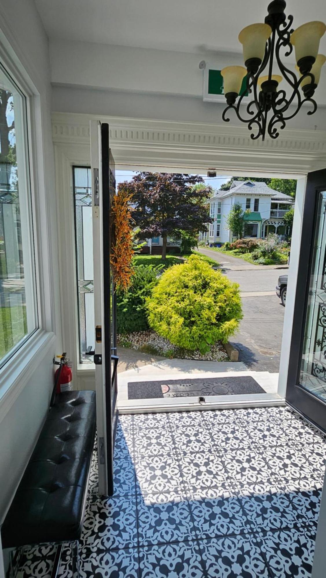 Serenity Inn Niagara Falls Ngoại thất bức ảnh